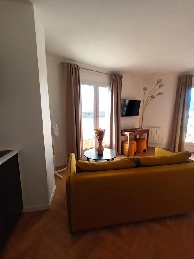 Balcony Floor * Parigi