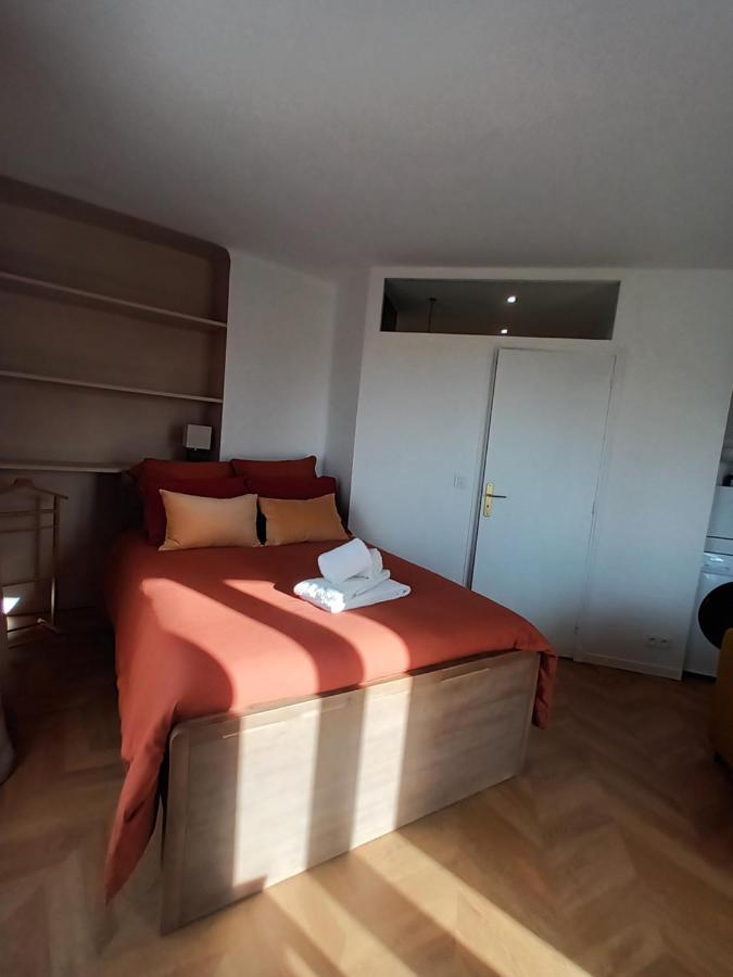 Balcony Floor Parigi